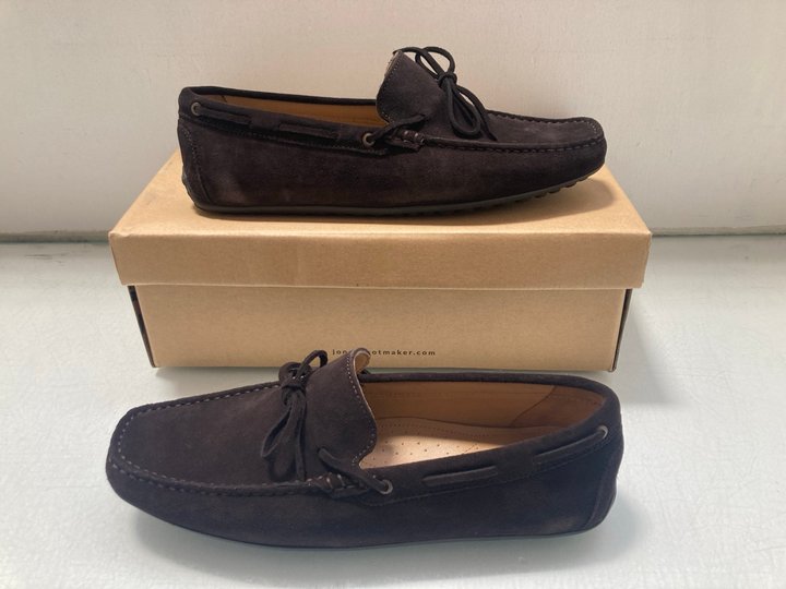 Lot 60  
            Marchington SR14 - Parcel Delivery Only 

                
JONES BOOTSMAKER PLYMOUTH BROWN SUEDE LOAFERS UK SIZE 10 - ORIGINAL RRP £99: LOCA...