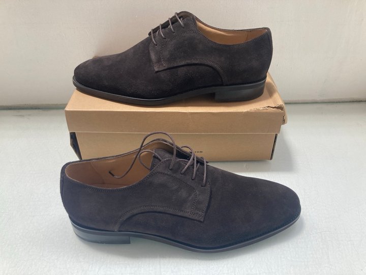 Lot 62  
            Marchington SR14 - Parcel Delivery Only 

                
JONES BOOTSMAKER MAISON DARK BROWN SUEDE SHOES UK SIZE 12: LOCATION - A1