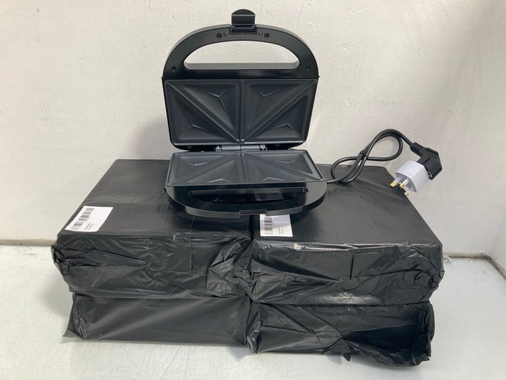 Lot 663  
            Marchington SR14 - Parcel Delivery Only 

                
5 X SOKANY SANDWICH MAKER - MODEL: SK08061: LOCATION - B10