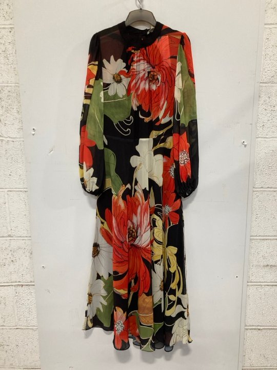 Lot 727  
            Marchington SR14 - Parcel Delivery Only 

                
PHASE EIGHT EVE FLORAL DRESS IN MULTI - UK 14 - ORIGINAL RRP £169: LOCATION - B6