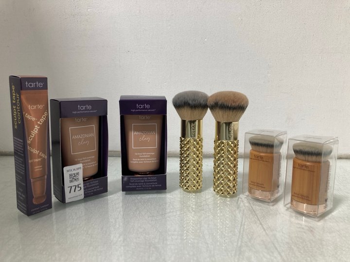 Lot 775  
            Marchington SR14 - Parcel Delivery Only 

                
7 X ASSORTED TARTE BEAUTY PRODUCTS TO INCLUDE 2 X AMAZONIAN CLAY 50ML 16-HOUR FUL...