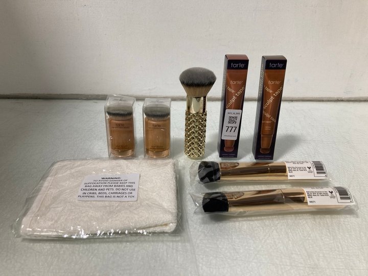 Lot 777  
            Marchington SR14 - Parcel Delivery Only 

                
8 X ASSORTED TARTE BEAUTY PRODUCTS TO INCLUDE 2 X SCULPT TAPE CONTOUR STICKS - SH...