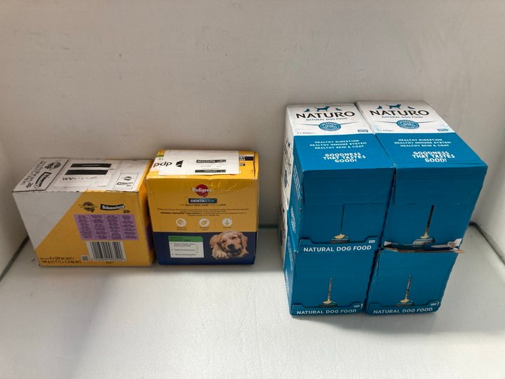 Lot 83  
            Marchington SR14 - Parcel Delivery Only 

                
QTY OF ASSORTED DOG FOOD TO INCLUDE PEDIGREE SCHMACKOS MULTI MIX DOG TREATS - BBE...