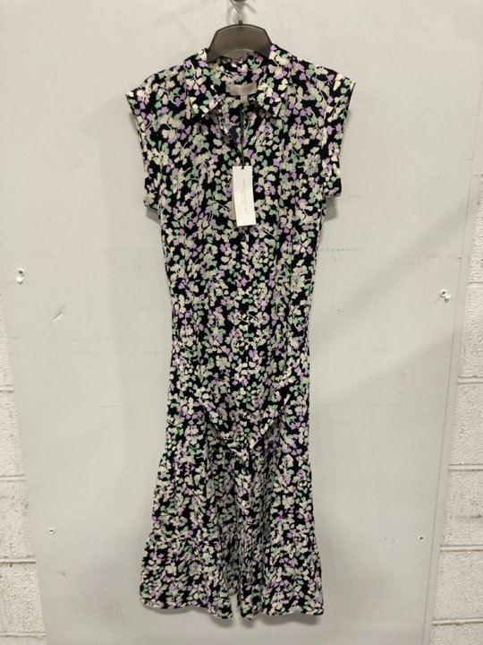 Lot 851  
            Marchington SR14 - Parcel Delivery Only 

                
HOBBS ESME DRESS IN NAVY MULTI - UK 12 - ORIGINAL RRP £169: LOCATION - B1