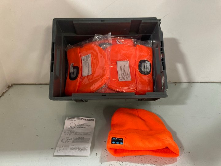 Lot 864  
            Marchington SR14 - Parcel Delivery Only 

                
QTY OF BLUETOOTH RECHARGEABLE LED BEANIES IN ORANGE: LOCATION - C1