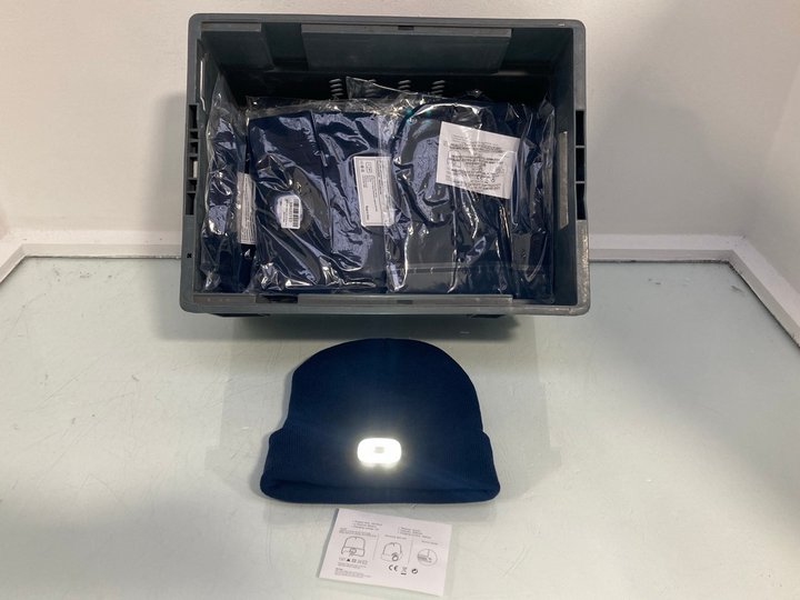 Lot 957  
            Marchington SR14 - Parcel Delivery Only 

                
QTY OF LED BEANIES IN NAVY: LOCATION - C7