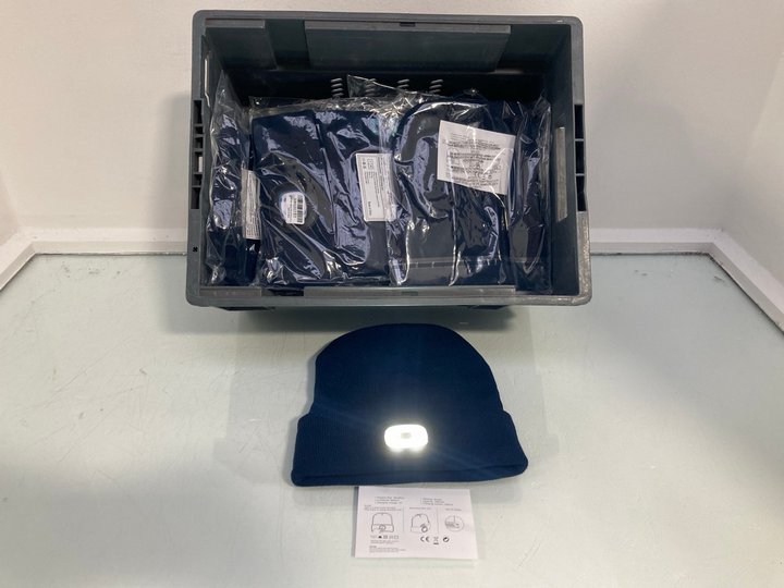 Lot 959  
            Marchington SR14 - Parcel Delivery Only 

                
QTY OF LED BEANIES IN NAVY: LOCATION - C7