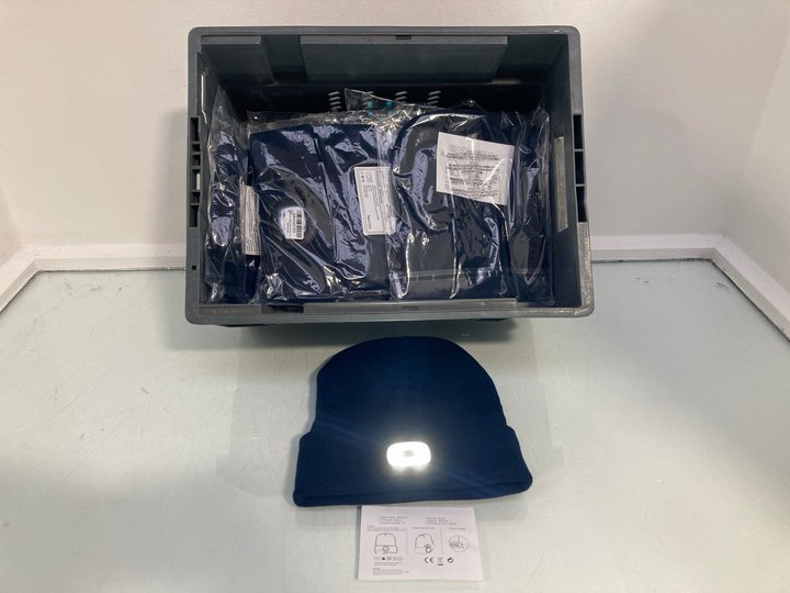 Lot 962  
            Marchington SR14 - Parcel Delivery Only 

                
QTY OF LED BEANIES IN NAVY: LOCATION - C7
