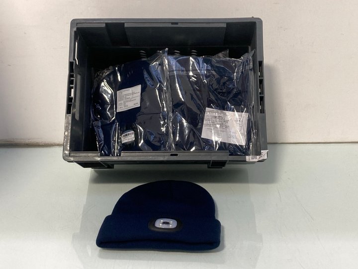 Lot 974  
            Marchington SR14 - Parcel Delivery Only 

                
QTY OF LED BEANIES IN NAVY: LOCATION - C8