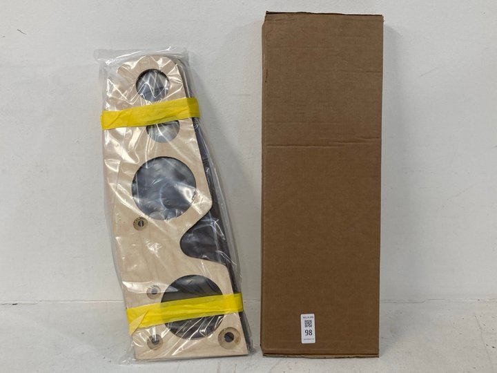 Lot 98  
            Marchington SR14 - Parcel Delivery Only 

                
AUSTIN HEALEY WOODEN LEFT HAND DRIVE DASHBOARD IN WALNUT VENEERED - MODEL: DAS146...