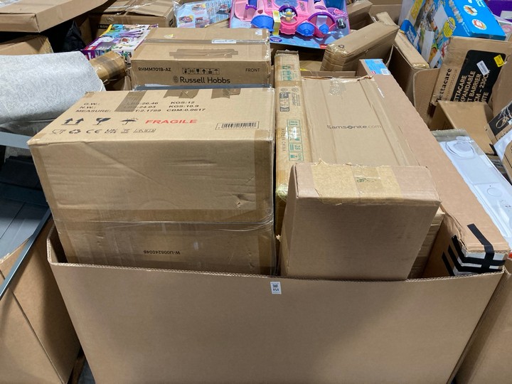 Lot 151  
            Marchington SR15 - Delivery or Collection 

                
PALLET OF ASSORTED ITEMS TO INCLUDE SWAN STEALTH 20L DIGITAL MICROWAVE: LOCATION ...