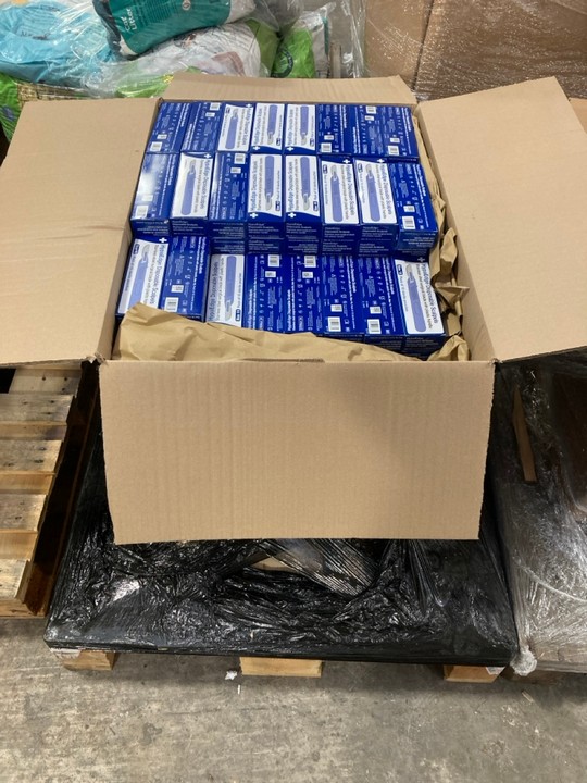 Lot 187  
            Marchington SR15 - Collection 

                
(COLLECTION ONLY) PALLET OF HYPEREDGE PACKS OF 10 STAINLESS STEEL SURGICAL DISPOS...