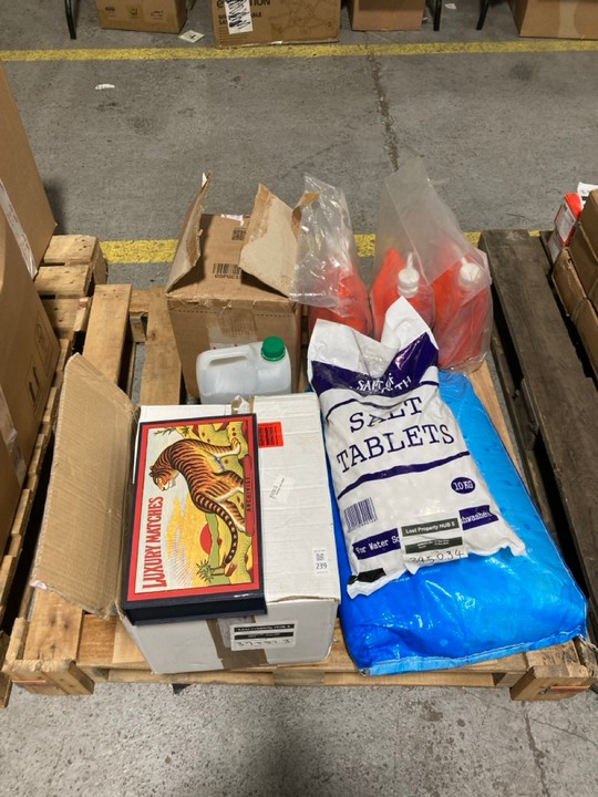 Lot 239  
            Marchington SR15 - Collection 

                
(COLLECTION ONLY) PALLET OF ASSORTED CHEMICALS TO INCLUDE SALT OF THE EARTH SALT ...