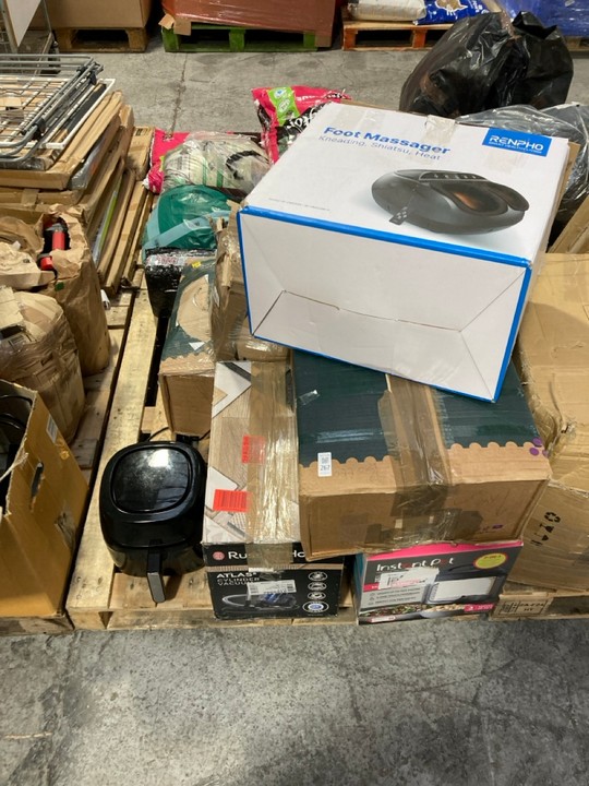 Lot 267  
            Marchington SR15 - Delivery or Collection 

                
PALLET OF ASSORTED APPLIANCES TO INCLUDE RENPHO FOOT MASSAGER: LOCATION - A6 (KER...