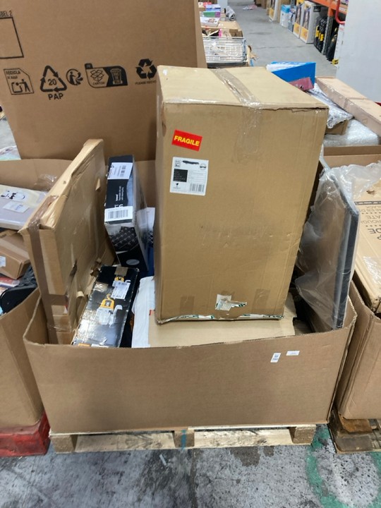 Lot 280  
            Marchington SR15 - Delivery or Collection 

                
PALLET OF ASSORTED ITEMS TO INCLUDE JOSEPH JOSEPH EXTEND EXPANDABLE DISH RACK WIT...