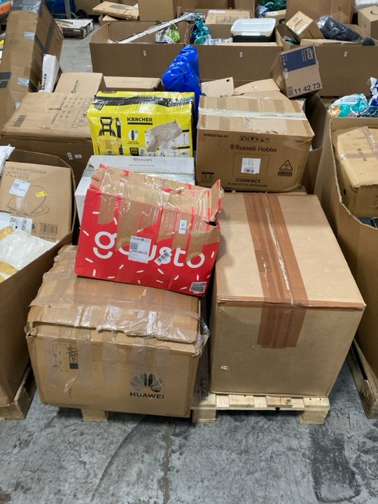 Lot 288  
            Marchington SR15 - Delivery or Collection 

                
PALLET OF ASSORTED APPLIANCES TO INCLUDE RUSSELL HOBBS COMPACT DIGITAL MICROWAVE ...