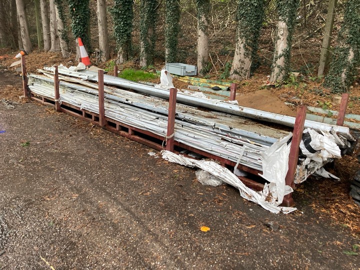 Lot 310  
            Marchington SR15 - Collection 

                
(COLLECTION ONLY) PALLET OF FREEFOAM PLAIN FASCIA BOARDS (LARGE VEHICLE REQUIRED,...