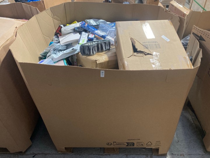 Lot 52  
            Marchington SR15 - Delivery or Collection 

                
PALLET OF ASSORTED ITEMS TO INCLUDE RAINBERG FOLDABLE SHOPPING TROLLEY: LOCATION ...