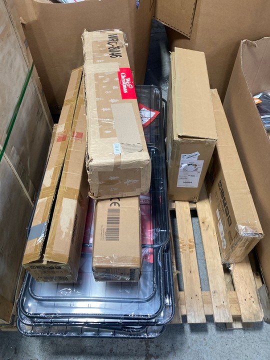 Lot 56  
            Marchington SR15 - Delivery or Collection 

                
PALLET OF ASSORTED ITEMS TO INCLUDE 4 X METALTEX CLOTHES AIRERS: LOCATION - B1