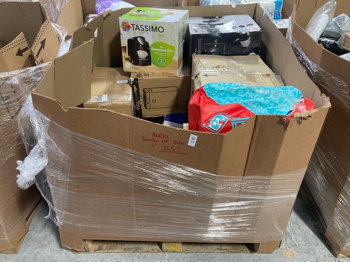 Lot 59  
            Marchington SR15 - Delivery or Collection 

                
PALLET OF ASSORTED HOUSEHOLD ITEMS TO INCLUDE BOSCH TASSIMO JOY COFFEE MACHINE: L...