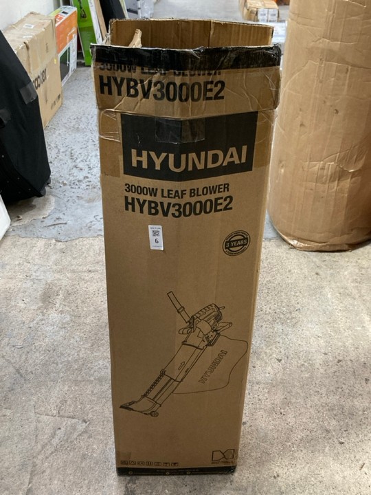 Lot 6  
            Marchington SR15 - Delivery or Collection 

                
HYUNDAI 3000W LEAF BLOWER MODEL: HYBV3000E2 ORIGINAL RRP: £45: LOCATION - A1