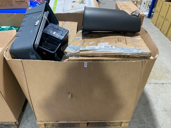 Lot 78  
            Marchington SR15 - Delivery or Collection 

                
PALLET OF ASSORTED ITEMS TO INCLUDE SIMPLEHUMAN 50L PEDAL BIN IN BLACK: LOCATION ...