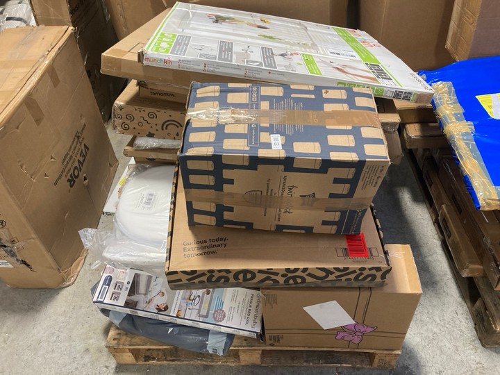 Lot 83  
            Marchington SR15 - Delivery or Collection 

                
PALLET OF ASSORTED BABY ITEMS TO INCLUDE TOMMEE TIPPEE TWIST & CLICK ADVANCED NAP...