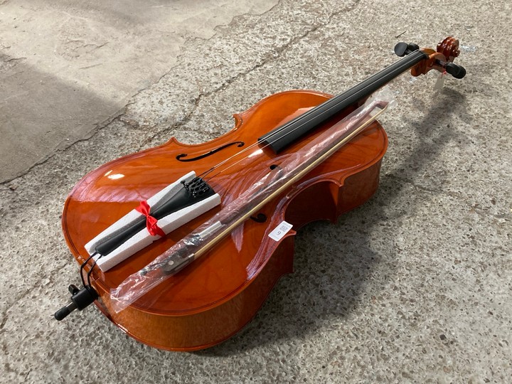 Lot 9  
            Marchington SR15 - Delivery or Collection 

                
GEAR4MUSIC 3/4 SIZED CELLO ORIGINAL RRP: £250: LOCATION - A1