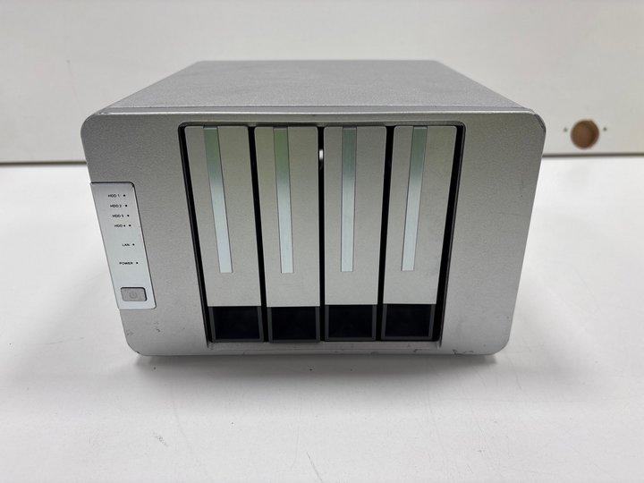 Lot 127  
            Marchington - Parcel Delivery Only 

                
TERRAMASTER NETWORK ATTACHED STORAGE F4 SERVER IN SILVER: MODEL NO F4-423 (UNIT O...