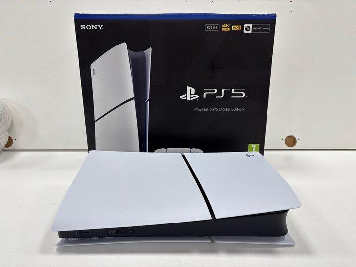 Lot 128  
            Marchington - Parcel Delivery Only 

                
SONY PLAYSTATION 5 - SLIM (DIGITAL EDITION) 825GB GAMES CONSOLE IN WHITE: MODEL N...