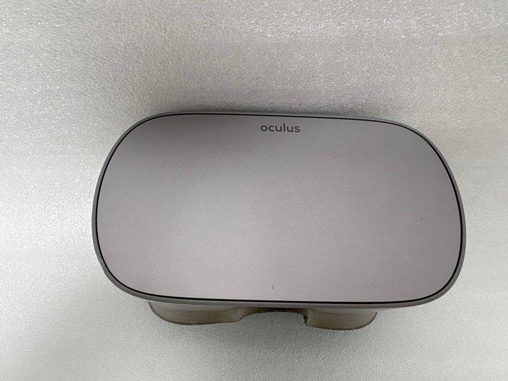 Lot 137  
            Marchington - Parcel Delivery Only 

                
OCULUS QUEST 2 VR HEADSET IN GREY. (UNIT ONLY) [JPTM151327]