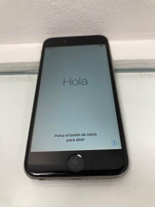 Lot 13  
            Marchington - Parcel Delivery Only 

                
APPLE IPHONE 6 16GB SMARTPHONE IN SILVER: MODEL NO A1586 (UNIT ONLY) [JPTM151393]