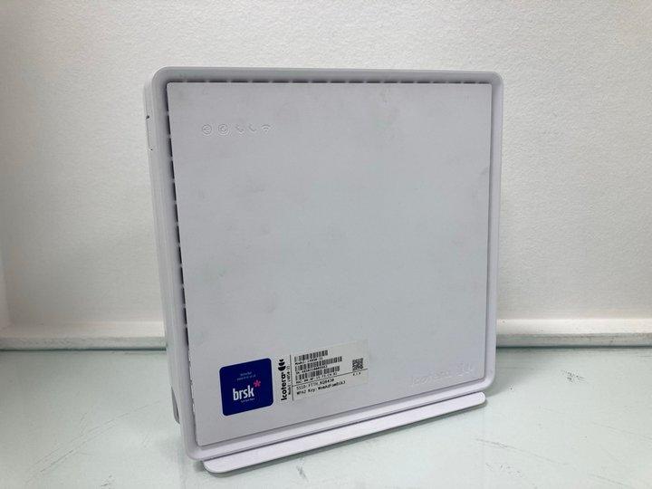 Lot 143  
            Marchington - Parcel Delivery Only 

                
ICOTERA I4850-31 ROUTER IN WHITE. (WITH ETHERNET CABLE & POWER ADAPTER) [JPTM151337]