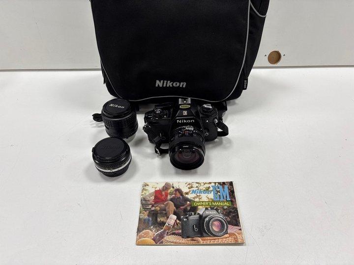 Lot 154  
            Marchington - Parcel Delivery Only 

                
BOX OF ASSORTED FILM CAMERAS. [JPTM151384]