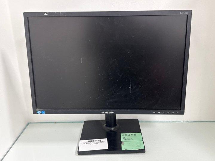 Lot 214  
            Marchington - Parcel Delivery Only 

                
SAMSUNG COLOR DISPLAY UNIT MONITOR IN BLACK: MODEL NO S22C450BW (UNIT ONLY) [JPTM...