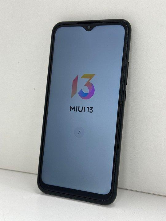 Lot 31  
            Marchington - Parcel Delivery Only 

                
XIAOMI REDMI 9 64GB SMARTPHONE IN OCEAN GREEN: MODEL NO M2004J19AG (WITH CASE) [J...