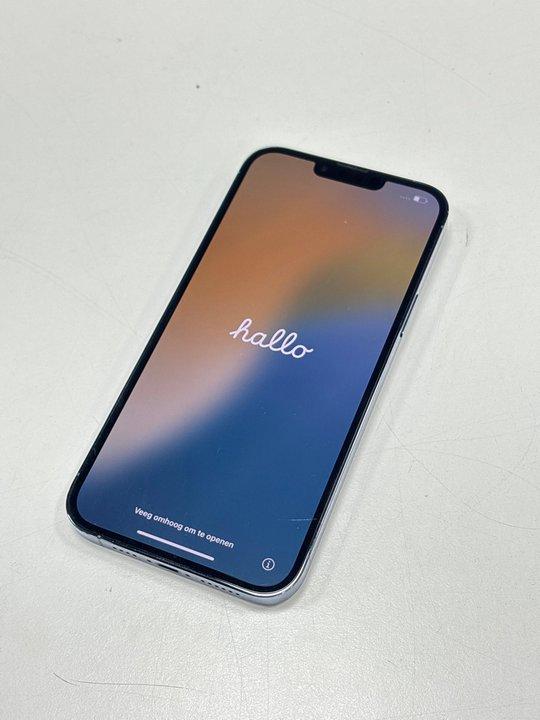 Lot 4  
            Marchington - Parcel Delivery Only 

                
APPLE IPHONE 13 PRO MAX 1 TB SMARTPHONE IN SIERRA BLUE. (UNIT ONLY). NETWORK UNLO...