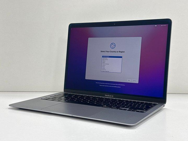 Lot 78  
            Marchington - Parcel Delivery Only 

                
APPLE MACBOOK AIR (M1, 2020) 250GB LAPTOP IN SPACE GRAY: MODEL NO A2337 (UNIT ONL...