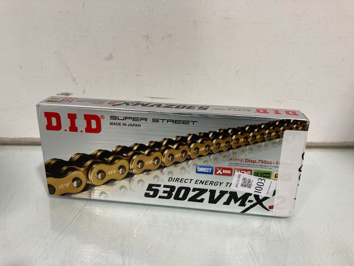 Lot 1003  
            Marchington SR12 - Parcel Delivery Only 

                
D.I.D 530ZVM-X SUPER STREET MOTORCYCLE CHAIN - ORIGINAL RRP £169.99: LOCATION - E15