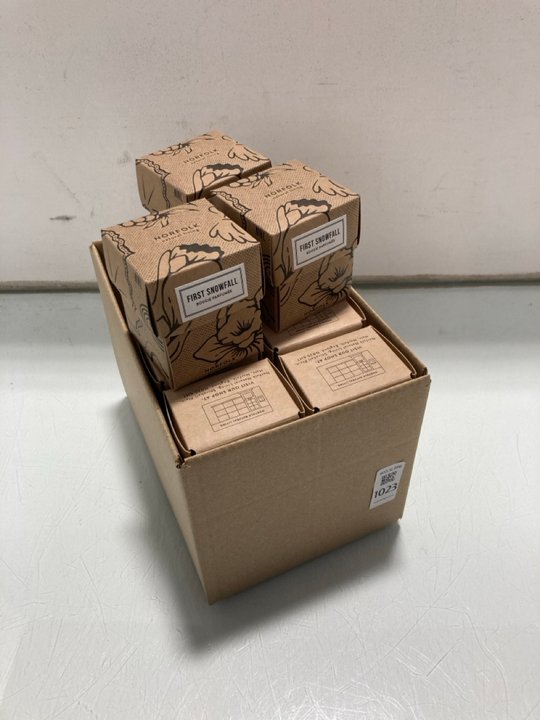 Lot 1023  
            Marchington SR12 - Parcel Delivery Only 

                
QTY OF NORFOLK NATURAL LIVING FIRST SNOWFALL VOTIVE CANDLES: LOCATION - E14