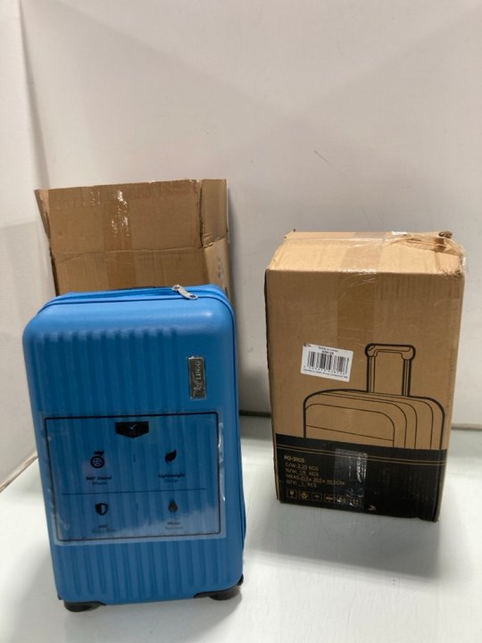 Lot 1033  
            Marchington SR12 - Parcel Delivery Only 

                
2 X LUGG 40CM VACAY SUITCASES IN DUSK/CLAY: LOCATION - E14