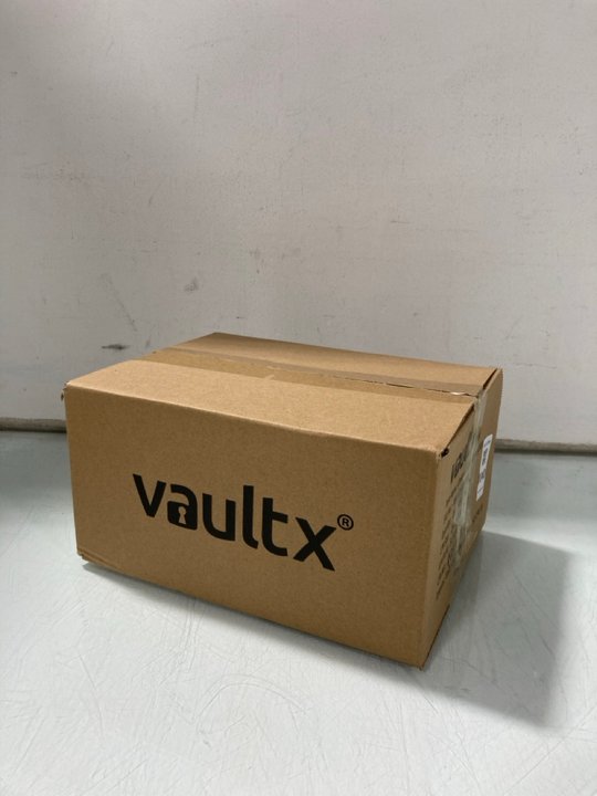 Lot 1040  
            Marchington SR12 - Parcel Delivery Only 

                
QTY OF VAULT X UNIVERSAL FIT SLAB SLEEVES: LOCATION - E13