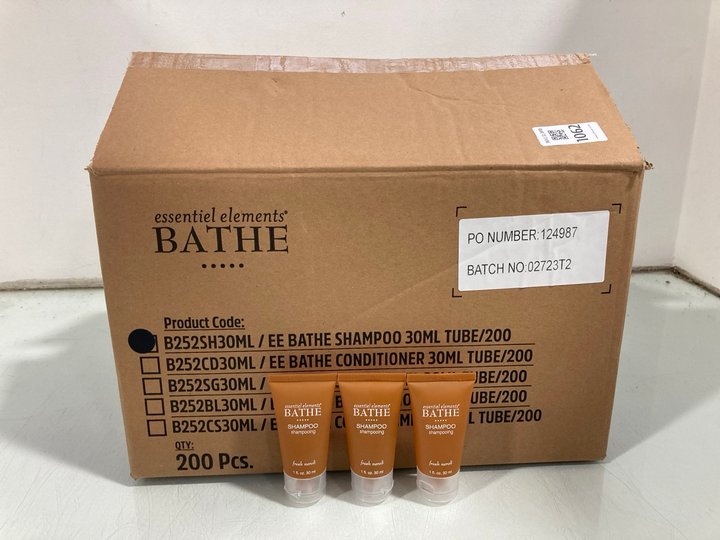 Lot 1062  
            Marchington SR12 - Parcel Delivery Only 

                
QTY OF ESSENTIEL ELEMENTS BATHE 30ML SHAMPOO: LOCATION - E12