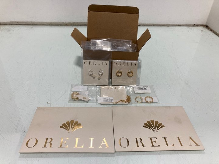 Lot 1077  
            Marchington SR12 - Parcel Delivery Only 

                
QTY OF ASSORTED JEWELLERY ITEMS TO INCLUDE ORELIA SILVER PLATED PEARL EARRINGS: L...