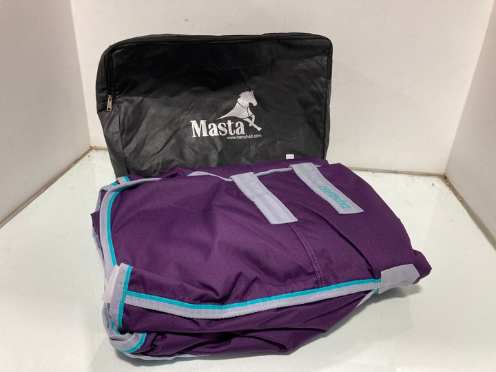 Lot 1085  
            Marchington SR12 - Parcel Delivery Only 

                
VENTOMASTA 100G LIGHTWEIGHT STANDARD NECK TURNOUT IN DARK PURPLE: LOCATION - E11
