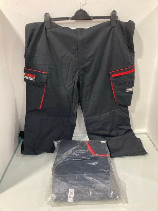 Lot 1093  
            Marchington SR12 - Parcel Delivery Only 

                
2 X YAMAHA OVERALLS IN BLACK - SIZE: 60: LOCATION - E10