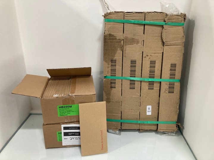 Lot 1117  
            Marchington SR12 - Parcel Delivery Only 

                
QTY OF ASSORTED ITEMS TO INCLUDE 120 GSM BROWN KRAFT ENVELOPES: LOCATION - E9