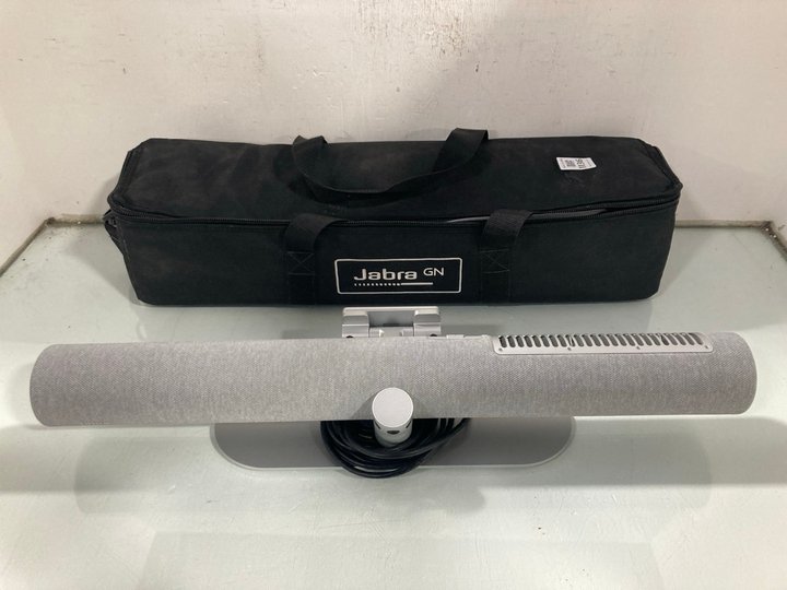 Lot 1136  
            Marchington SR12 - Parcel Delivery Only 

                
JABRA PANACAST 50 VIDEO BAR IN GREY: LOCATION - E8