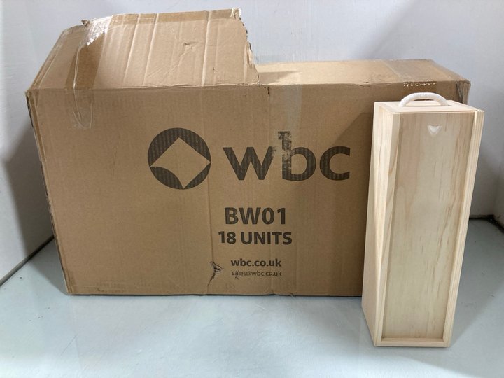 Lot 1143  
            Marchington SR12 - Parcel Delivery Only 

                
BOX OF WOODEN WINE GIFT BOXES: LOCATION - E8