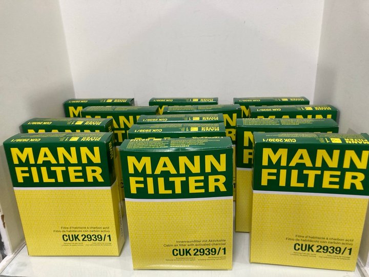 Lot 1194  
            Marchington SR12 - Parcel Delivery Only 

                
QTY OF MANN FILTERS CABIN AIR FILTER WITH ACTIVATED CHARCOAL - CUK 2939/1: LOCATI...